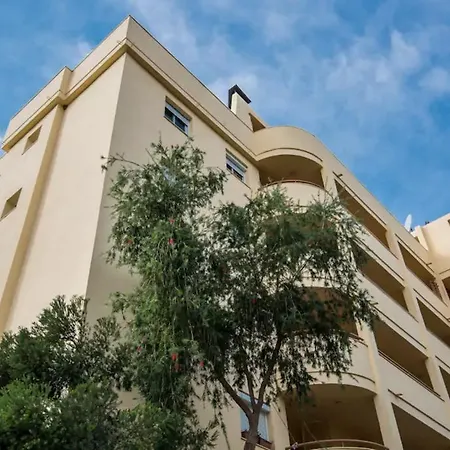 Sunny Beach Flat شقة *